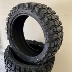 Gladiator 33x12.50r22. Set Of 4 Mud Terrain Tires.
