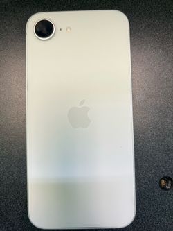 iPhone 16e