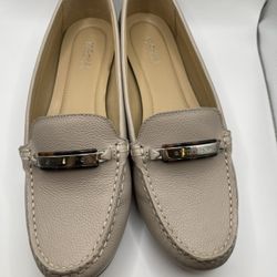 Michael Kors Flats Like New Size 7