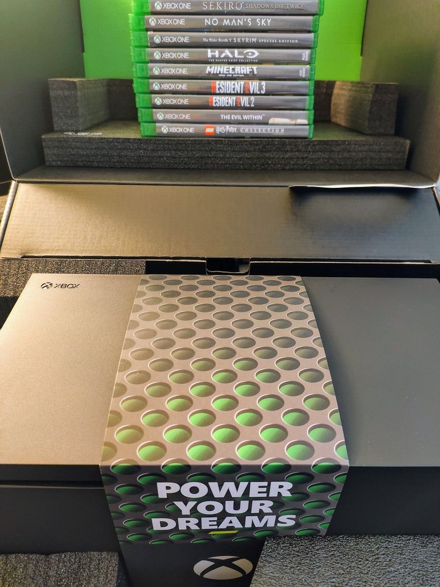 Xbox Series X Console & Games Bundle