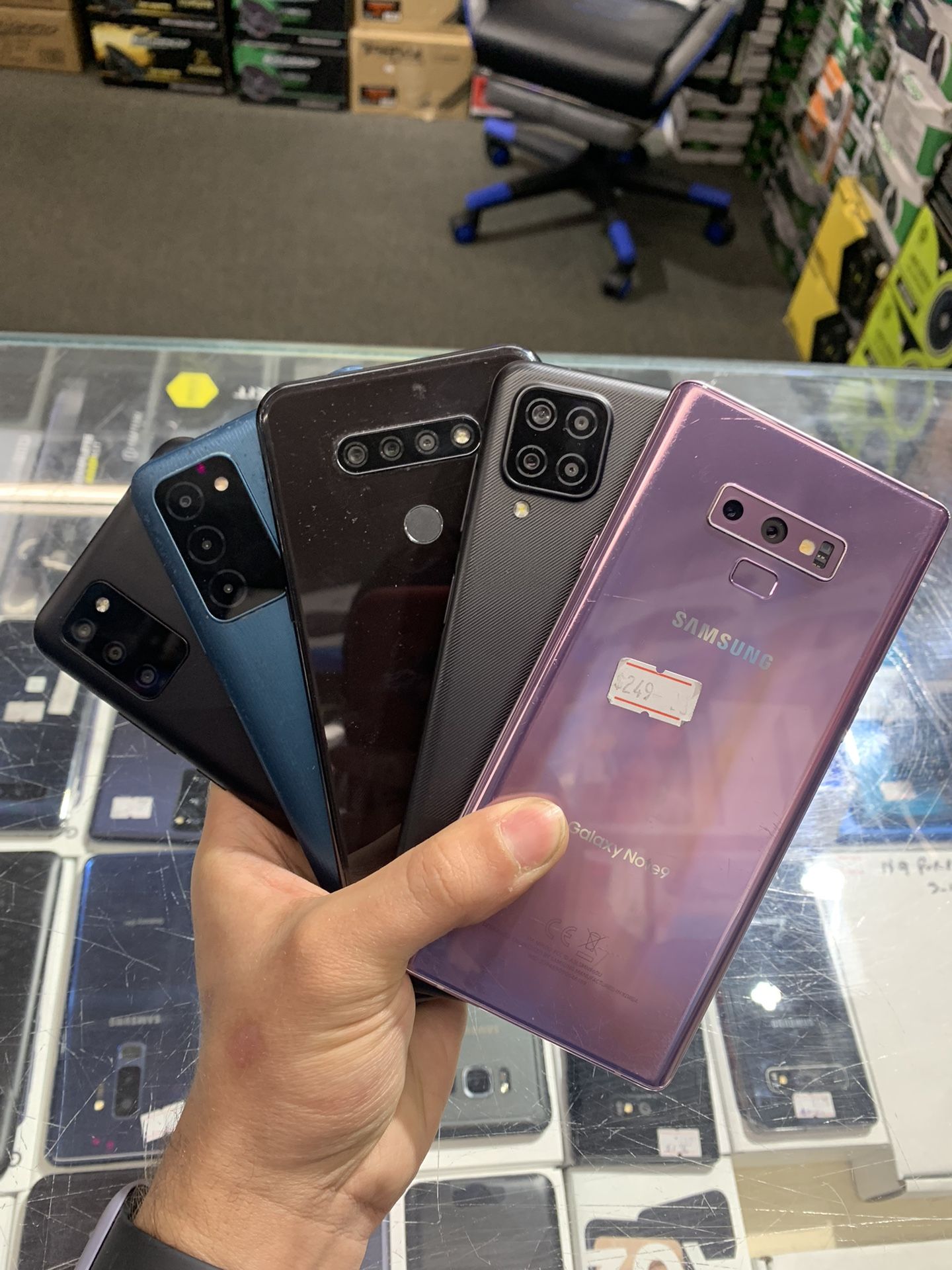 WOW 🥵ANDROID PHONES STARTING $99 TODAY