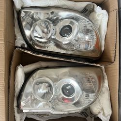 Headlights Front  And Bulbs (Faros Delanteros Con Bombillas ) Toyota 4runner 2006 -2009