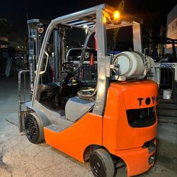 Forklift For Sale TOYOTA