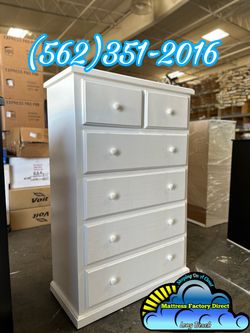 White pinewood jumbo dresser cajonera Comoda de Pino Nuevo