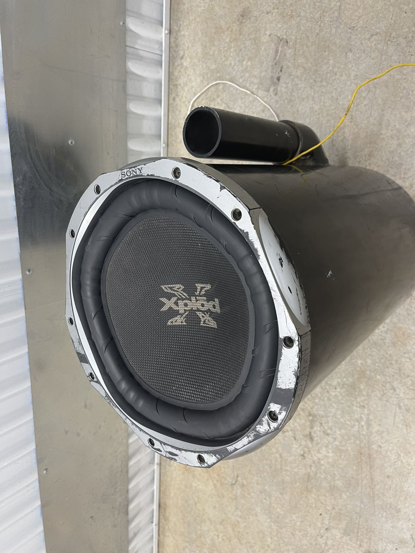 Xplode Speaker/ Subwoofer With Custom Enclosure