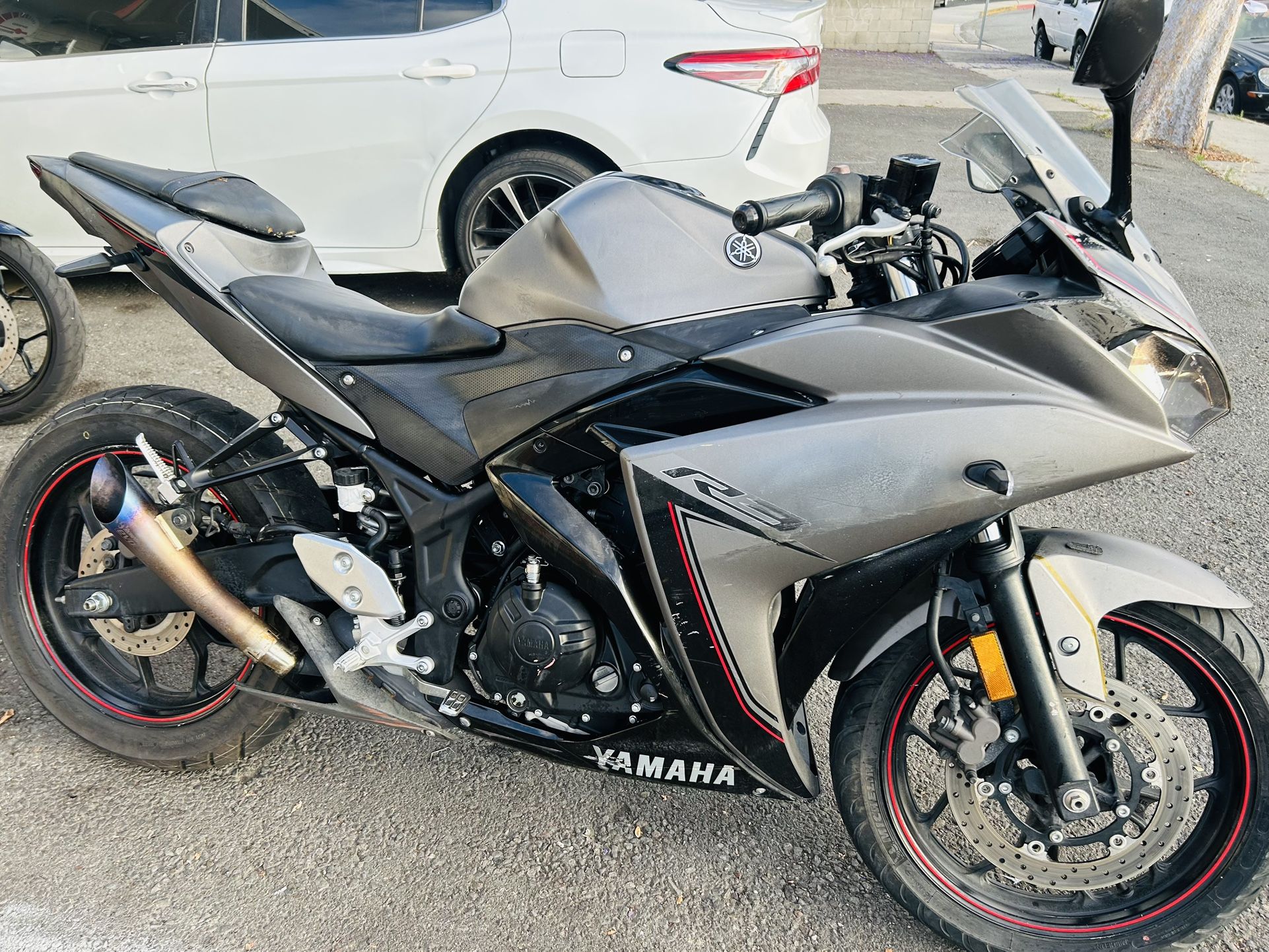 2016 Yamaha R3