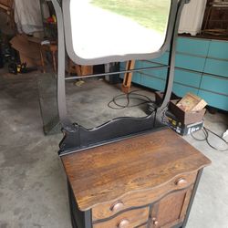 Vintage Washstand 