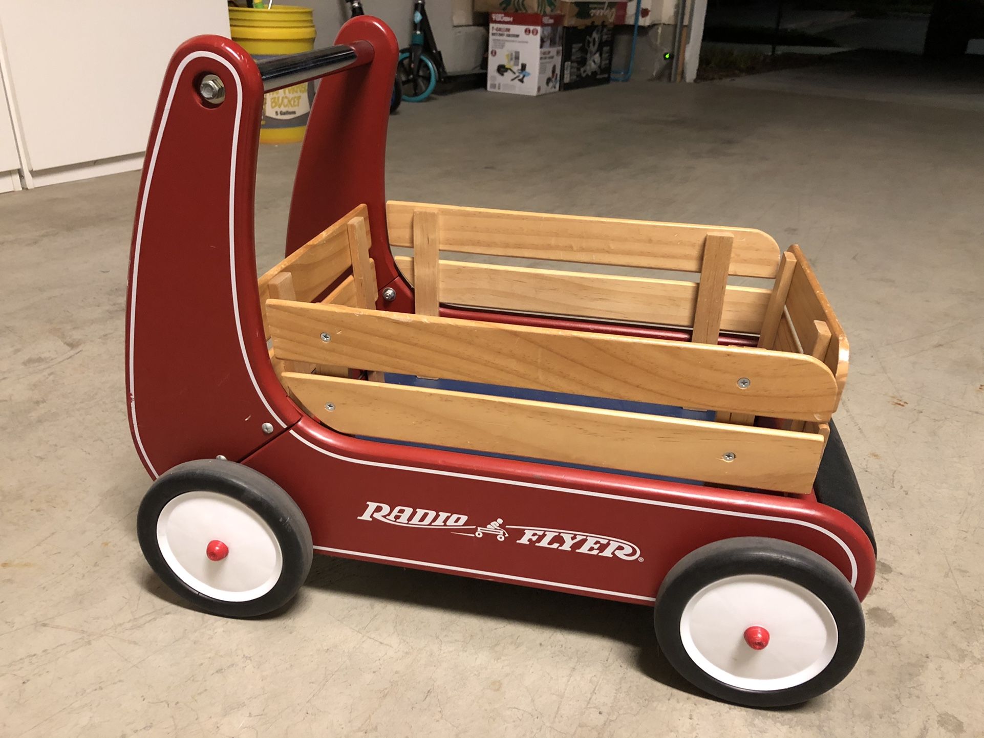 Radio Flyer Wagon