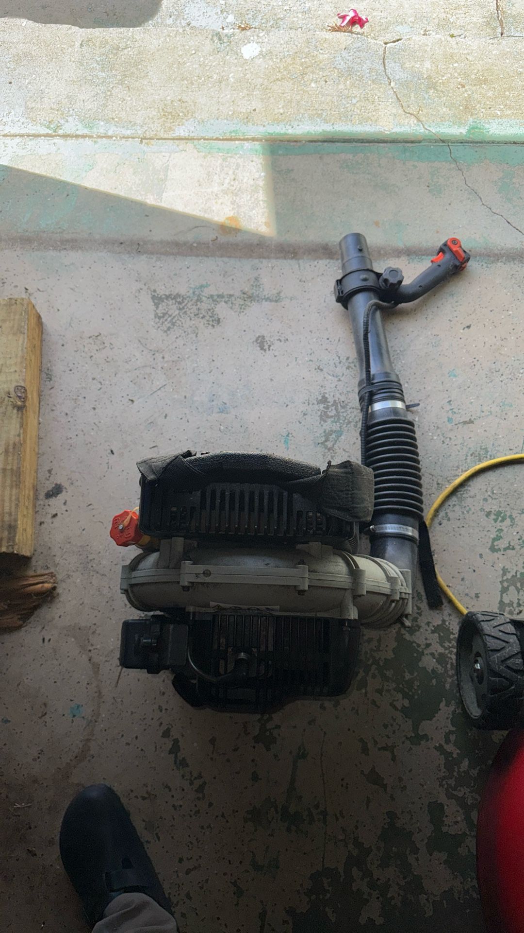 Echo PB-403t Leaf Blower