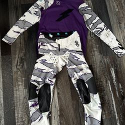 dirt bike gear/ slayco 