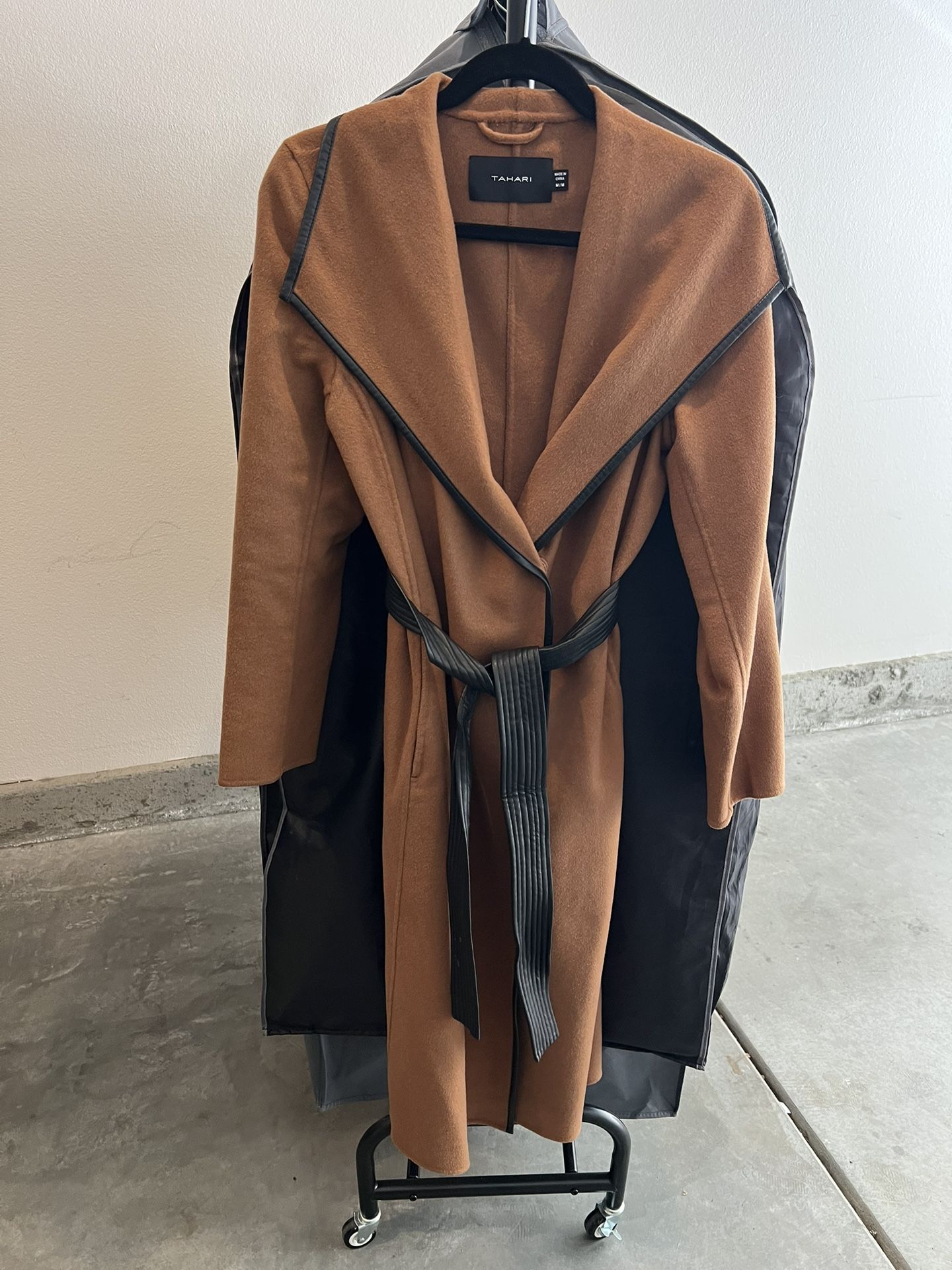 Women’s Tahari Coat