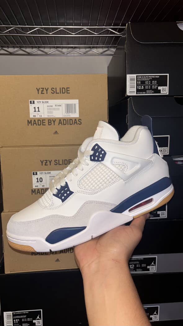 Jordan 4 Retro SB Navy