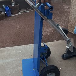 Se Vende Dolly. $120 Omo  3 En 1