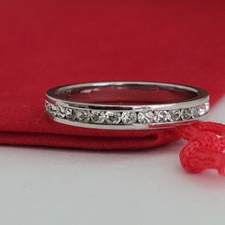 
❤️ Size 8.75 Sterling Silver White Swarovsky Crystal Ring - Anillo De Plata