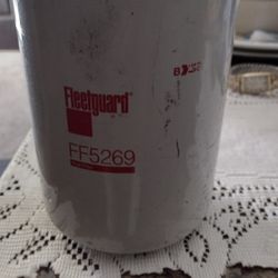 Brand New Fuel Filter Fleetguard -- FF5269