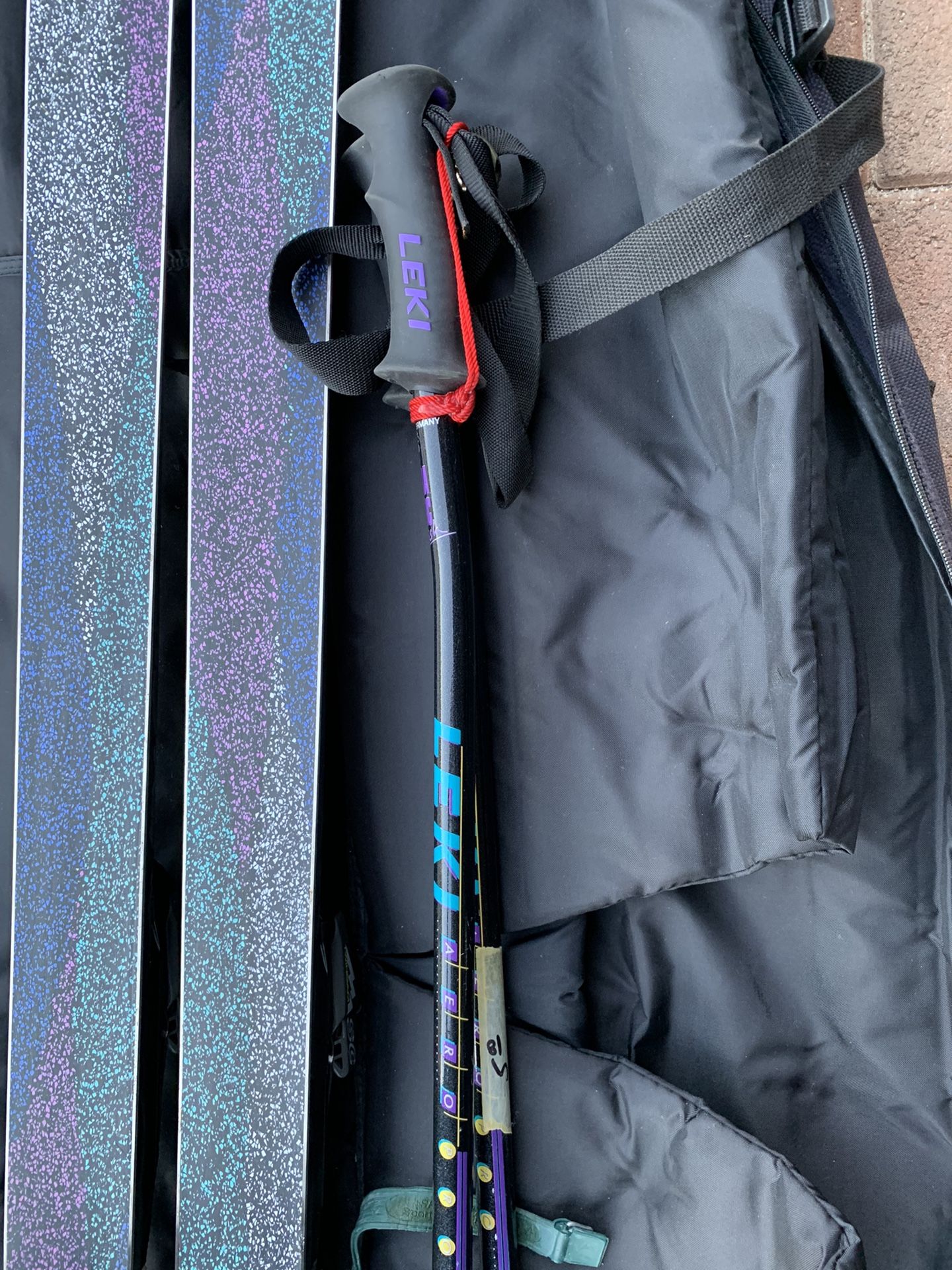 maxi-cosi nomad Maxi Cosi XL Plus Authentic Black – TheBestBabyCatalog Britax-Römer Safefix Plus Oto Color:Smoke Blue / Flame Orange rodeo-all