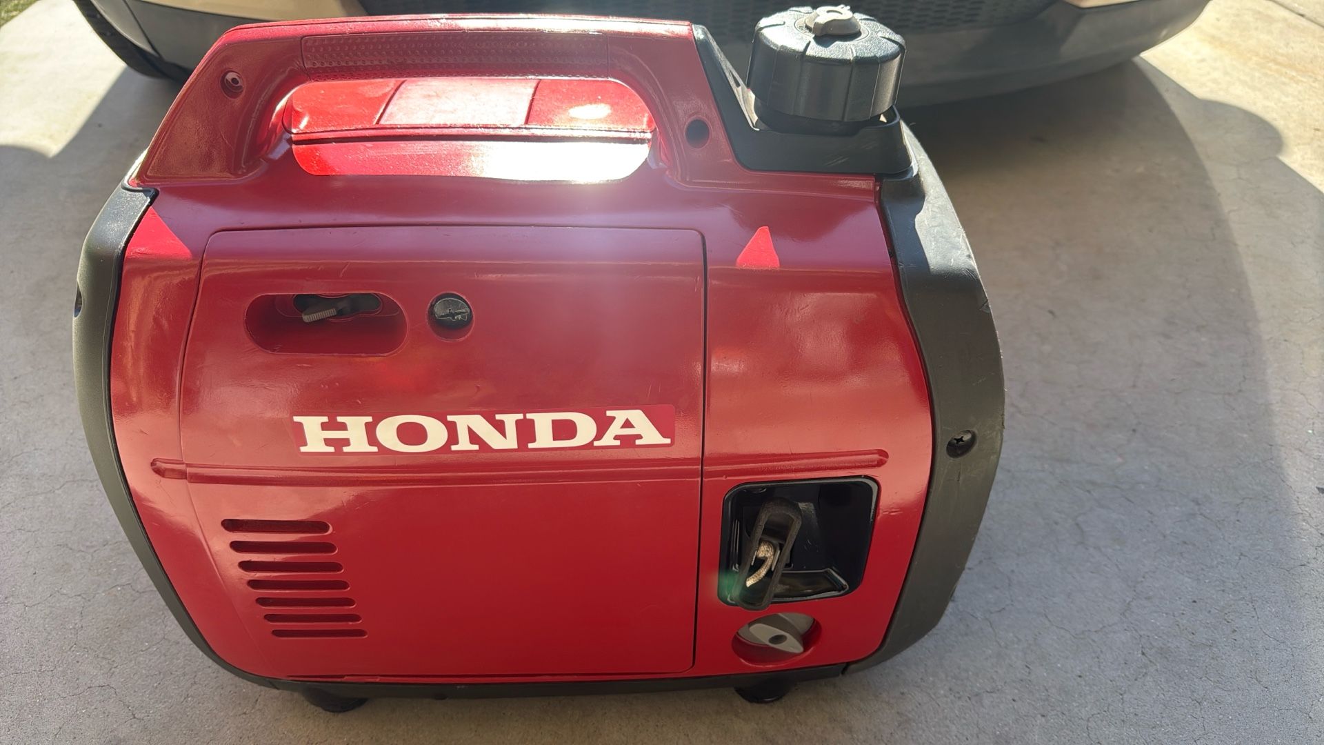 HONDA EU2200i INVERTER GENERATOR