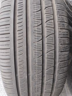 295/45ZR20 ( 1 GOOD USED PIRELLI TIRE