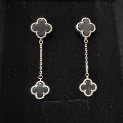 925 sterling silver 2 Motifs black Onyx dangle Earrings In great condition  Approx 2”