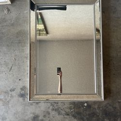 medium sized mirror 