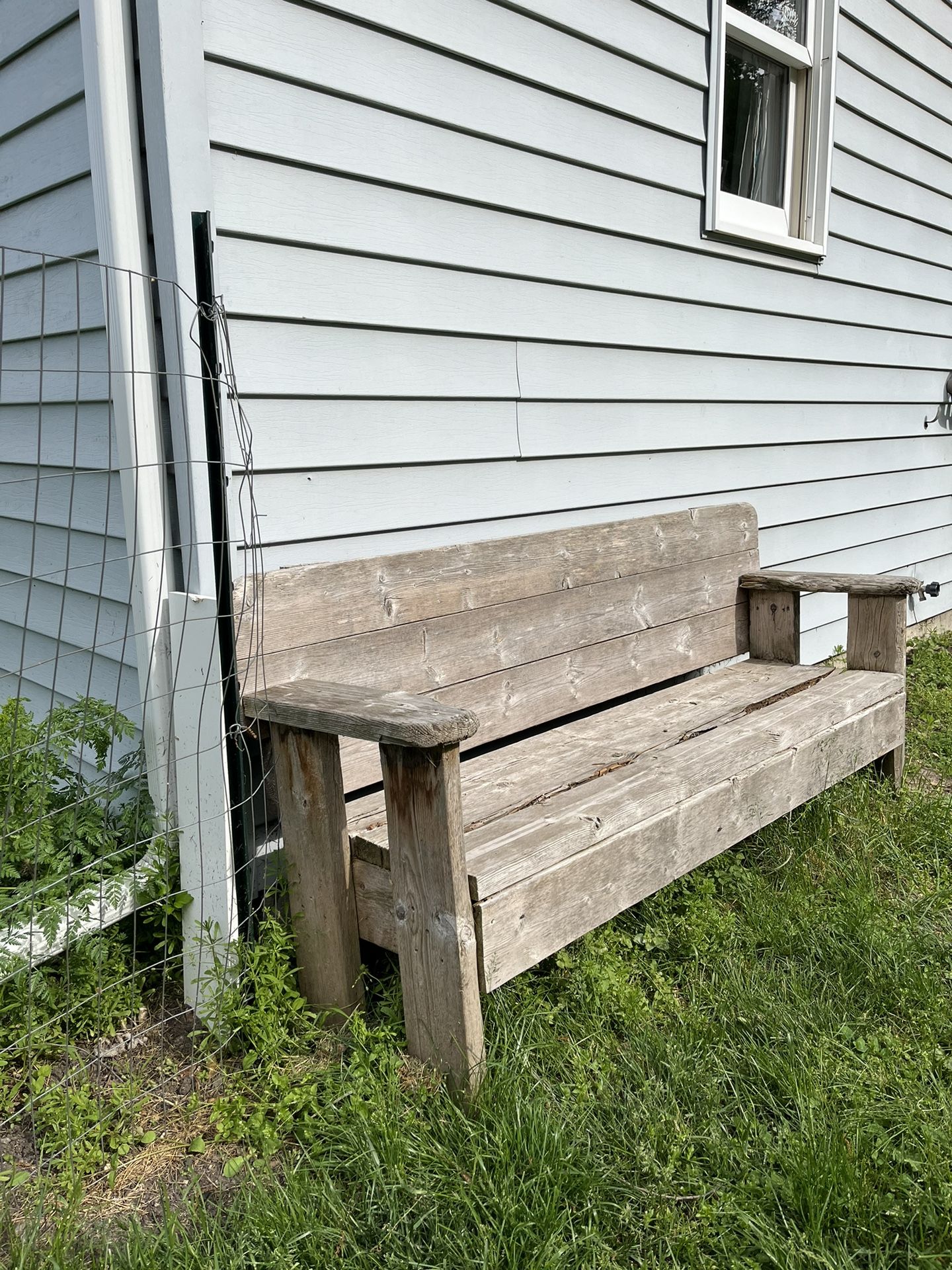 Wooden Bench 