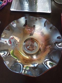 Carnival glass ruffled bowl.orange