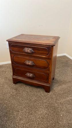Well built Nightstand table