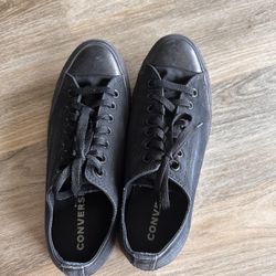 Converse Unisex- All Black