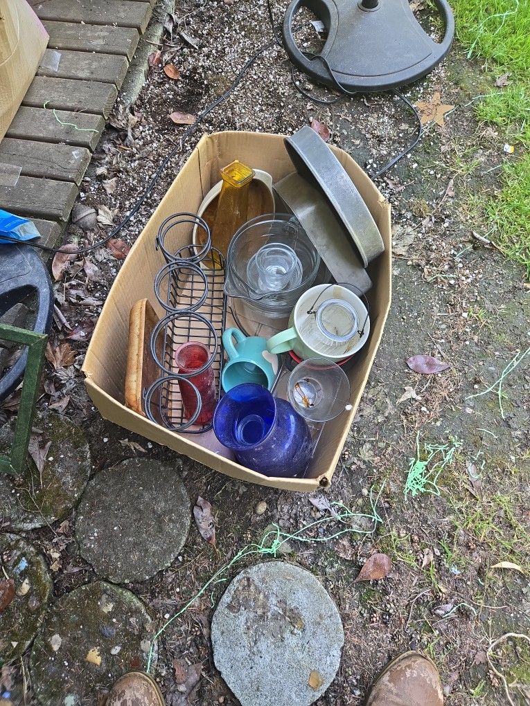 Kitchen/Household Lot