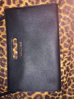 Micheal kors evening purse 👜