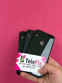 IPHONE XR (UNLOCKED)