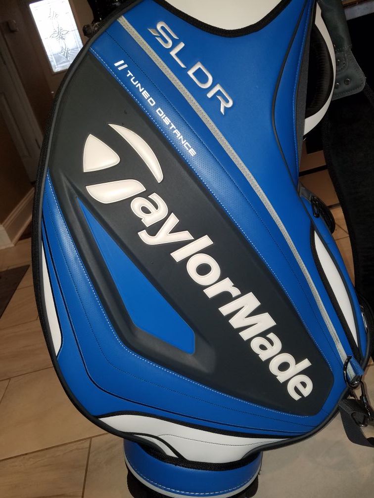 TAYLORMADE GOLF BAG -SLDR STAFF BAG,RETAIL 400$ MINT!