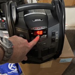 Schumacher PORTABLE POWER SJ1427 6 in1 portable power station 1500 amp  jumpstart for Sale in Oakland Park, FL - OfferUp