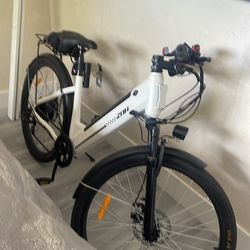 E-bike Full Throttle & Peddle Assist Modes, 1000W Peak/750 20mph with security system  - 3 Months New