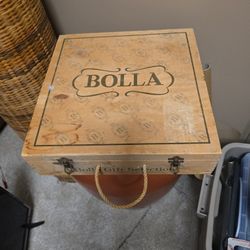 Vintage 70's Bolla Wine Gift Box