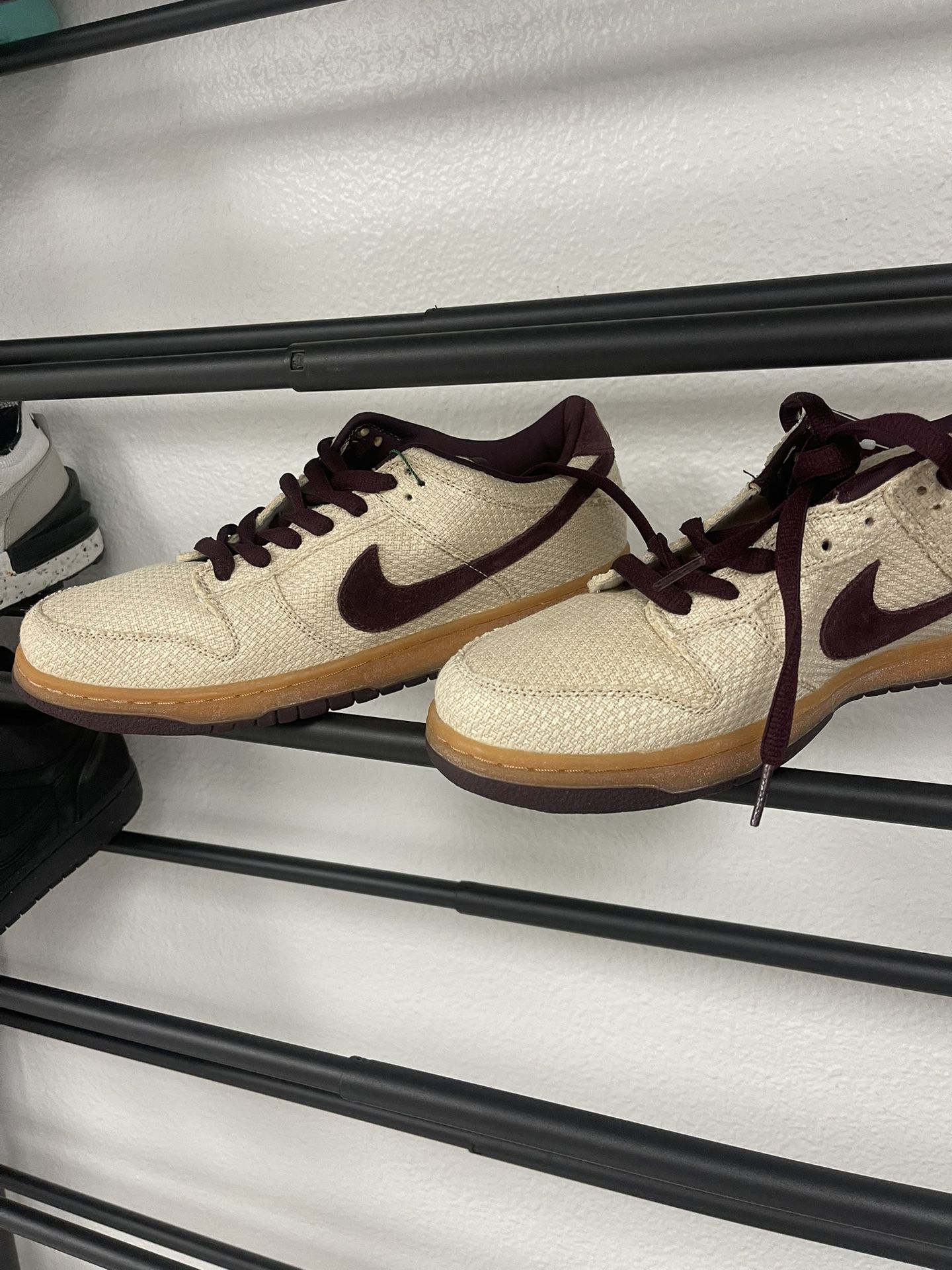 - Nike SB Dunk Low Pro Red Hemp 2004 NO BOX S
