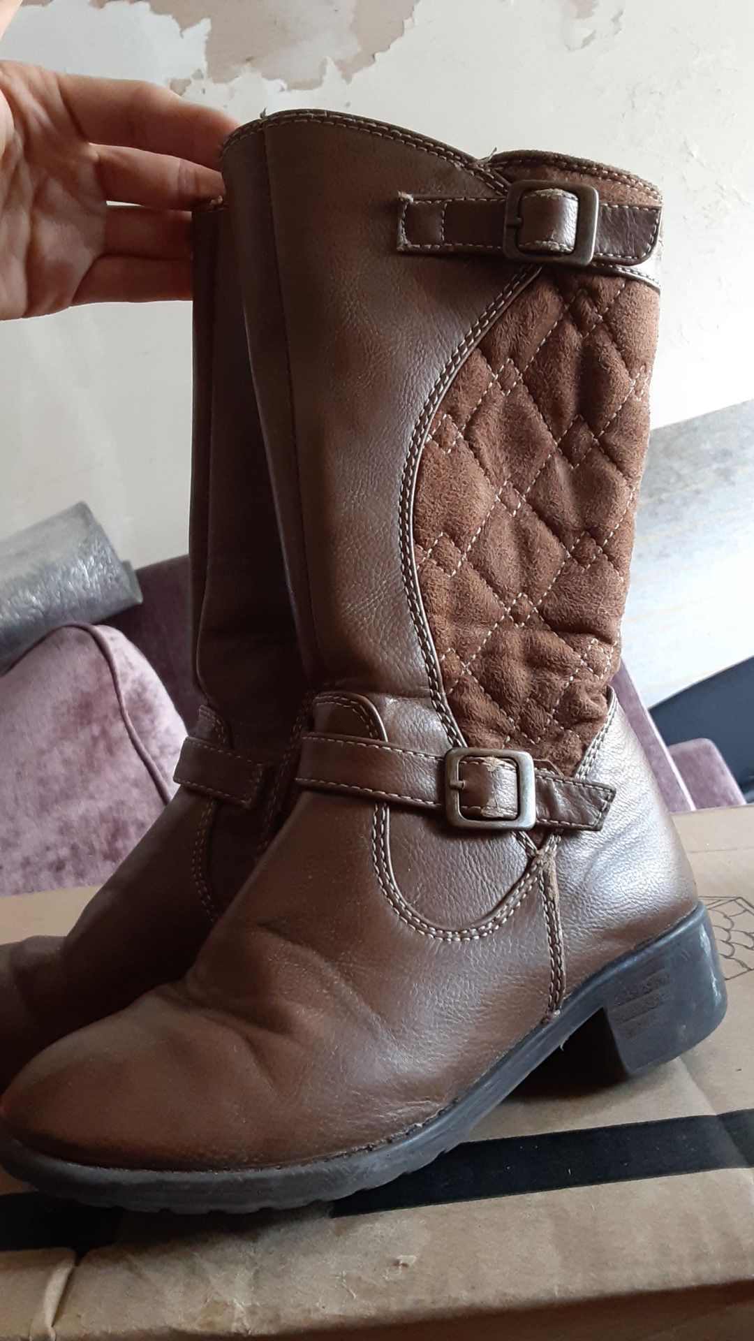 Girl boots Size 12