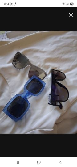 Ladies Foster Grant Sunglasses. New $6 Each