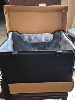 Dog car booster seat