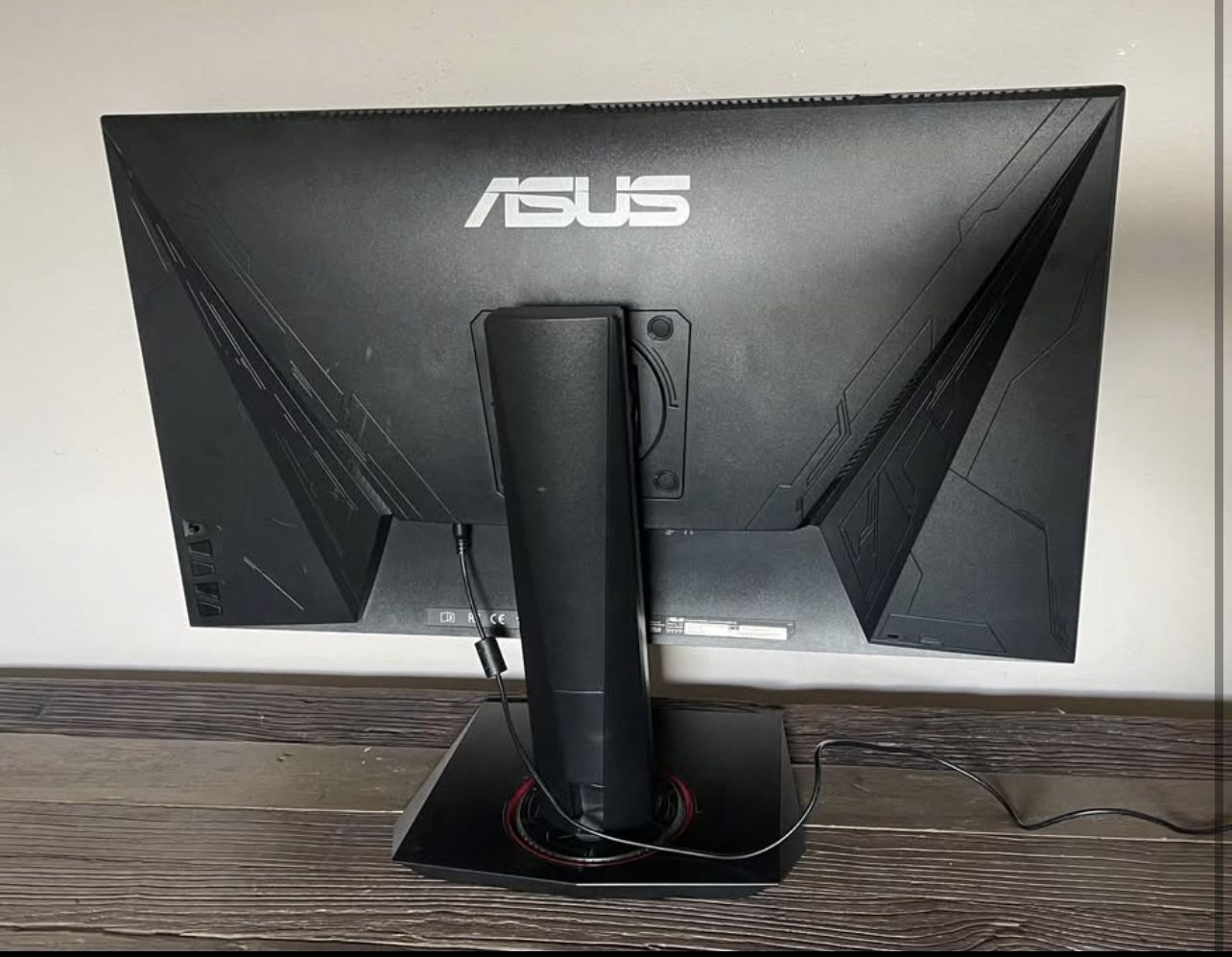 ASUS VG278Q 27” Gaming Monitor 144Hz 1ms Full HD FreeSync Sharp