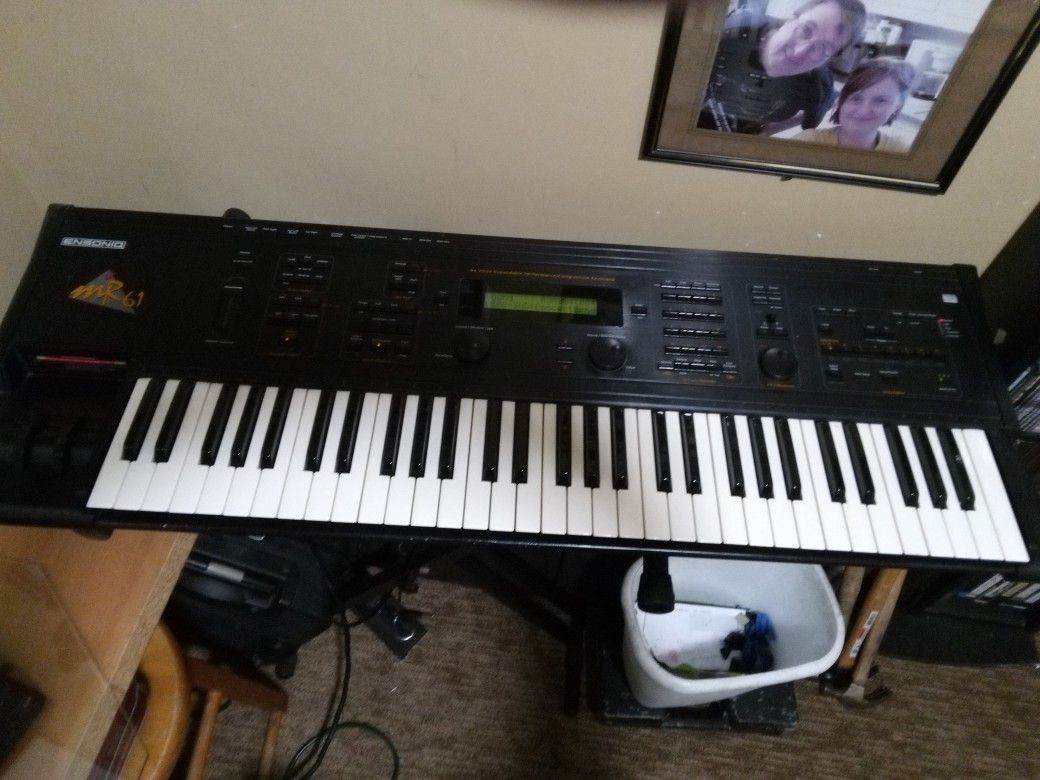 Ensoniq MR 61 Workstation Keyboard