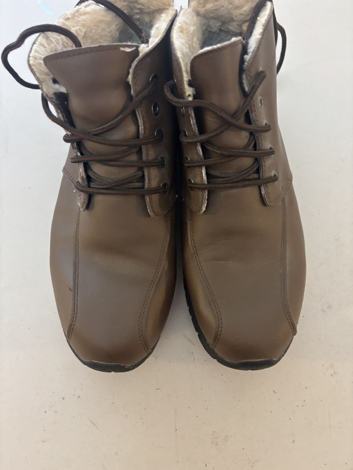 Polaris Rupert men's leather winter boots with a Thermolite lining.