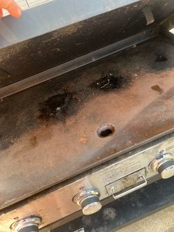 Black stone 80$ needs to be brushed and seasoned