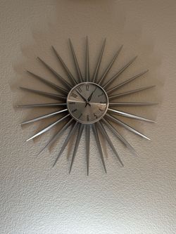 Modern Silver Starburst Clock – Large 24" Atomic Style