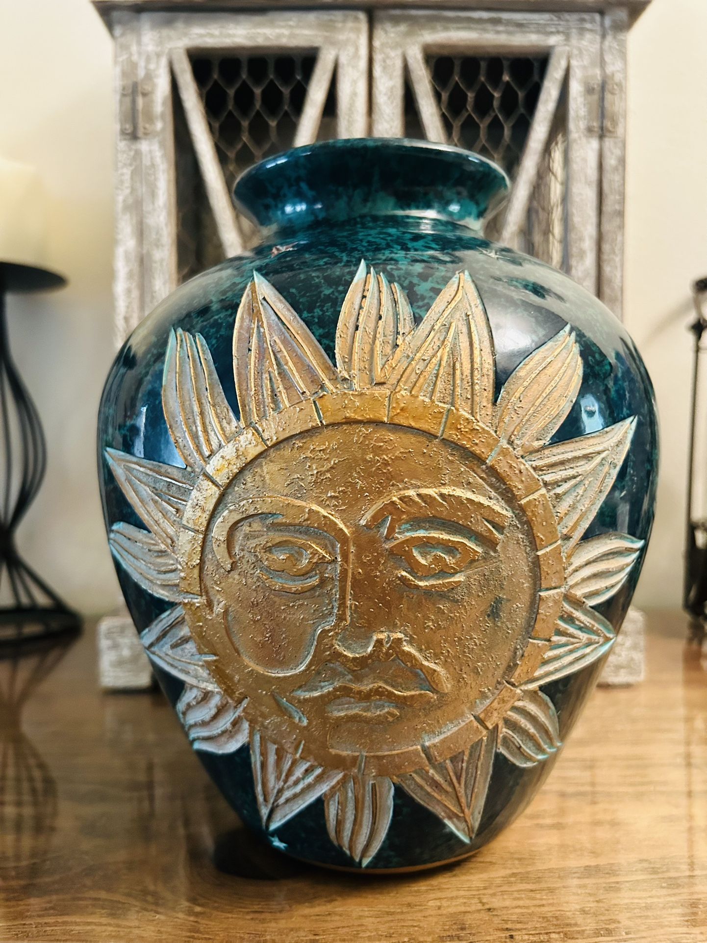 Vintage 1970’/80’s Mendocino Sandpiper Coromandel Lacquer Carved Vase