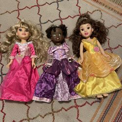 princesses in dresses Dolls