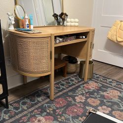 Target Desk