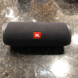JBL Flip 5 Speaker 