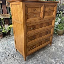 Vintage Mid Century Dresser Sophisicate by Tomlinson