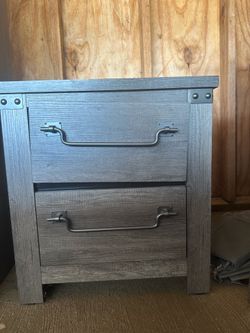 Moving out sale
